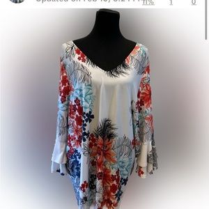 leota Women’s white Floral Plus 2X tunic 0119